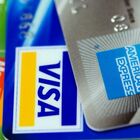 Banche russe guardano a Cina dopo sospensione carte Visa e Mastercard