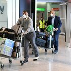 Virus, arrivi dall'estero: confermato il divieto d'ingresso a 16 Paesi. Bulgari e romeni, drive-in a Roma