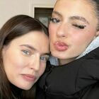 Bianca Balti, il dolce selfie con la figlia (ormai 15enne): «Non mi sono mai sentita così bassa»