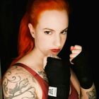 Pugile donna non sale sul ring e perde il titolo ai Guanti d'Oro: «L'avversaria è transgender, gli uomini colpiscono il 163% più forte»