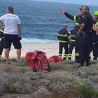 Sardegna, scatta una foto da una scogliera e precipita in mare: ragazzo morto in vacanza