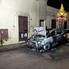 Ancora un incendio nel Salento: auto a fuoco a Tricase