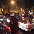 Roma, lite nel traffico a Trastevere: automobilista accoltellato da pedone che voleva attraversare con il rosso