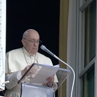 Papa Francesco smentisce l'ipotesi dimissioni