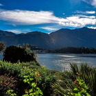 Bambina di 11 anni si tuffa nel lago di Como e non riemerge: il corpo recuperato dai sommozzatori