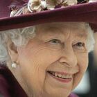 Regina Elisabetta rifiuta il premio dedicato agli anziani