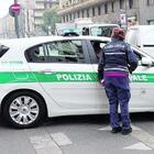 Milano più sicura, taser per la polizia locale: parte la sperimentazione. Entro l'estate a 60 agenti