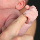 Scandalo maternità, indagine su oltre 1.700 casi di morti infantili e neonati feriti all'ospedale Nottingham