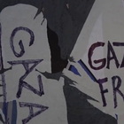 Milano, vandalizzato murale con Anna Frank: scritte "free Gaza"
