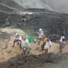 Frana in un miniera di giada, tragedia in Birmania: 31 morti e 8 dispersi