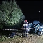 Scontro frontale tra due auto nel Brindisino: morti un 20enne e una 18enne. Un ferito gravissimo
