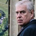 Re Carlo vuole sfrattare il principe Andrea (di nuovo): la Royal Lodge cade a pezzi e lui non ha i soldi per la ristrutturazione