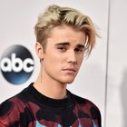 Justin Bieber è depresso: il successo e il sesso promiscuo tra le cause