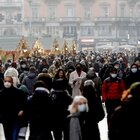 Omicron, Zaia: «Sui vaccinati il virus si sta "raffreddorizzando"». Record di contagi in Veneto (+7.403), ma meno ricoveri