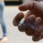 Fumo, aumenta 3 volte il rischio macula agli occhi: in Italia ne soffrono 750 mila