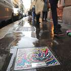 In via Montenapoleone a Milano va in scena la street art...