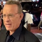 Tom Hanks difende la moglie da un fan troppo invadente: la reazione choc dell'attore