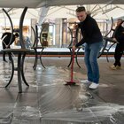 L'Austria torna in lockdown: chiusi negozi e hotel, si può sciare. «Dal 12 dicembre solo per i no-vax»