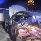 Incidente choc di Ferragosto: ragazza di 20 anni morta nello schianto fra quattro auto
