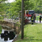 Vicenza, scivola col trattorino dentro il canale: morto Antonio Fabris, dipendente comunale