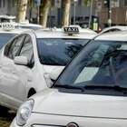 «Aumentare le licenze dei taxi»: dall'Antitrust diktat ai Comuni. A Roma, Milano e Napoli è caos: lunghe attese e poche auto. Quanto si aspetta