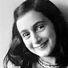 Anna Frank, scaduti i diritti d'autore: il diario online dal primo gennaio  in versione integrale