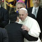 Maradona, Papa Francesco: quegli abbracci con «el mi amigo», insieme per aiutare i poveri