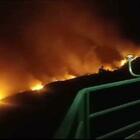 Incendio a Tenerife: paura all'alba