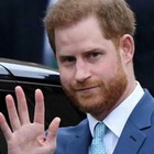 Harry arrivato a Londra al capezzale di re Carlo: così ha scoperto il tumore del padre