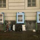 Ma i comitati di Napoli sfidano i divieti: affissi nella notte manifesti contro il genocidio