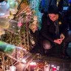 • Parigi si ferma per ricordare tutte le vittime -Fototgallery