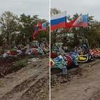 Una fila sterminata di tombe: il video gela TikTok. Sono i soldati russi caduti in guerra VIDEO