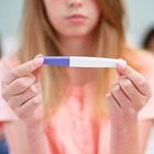 «La mia ragazza è incinta, ma io sono sterile (e lei non lo sa): è una situazione orribile»