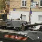 Mosca schiera i tank T-14 Armata, cosa sono