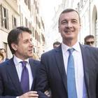 Coronavirus, Casalino cita il modello Portogallo per chiedere la collaborazione di Salvini e Meloni