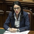 Azzolina, la ministra dell'Istruzione divide i social tra critiche e apprezzamenti. Sabina Guzzanti: «Mi imita»