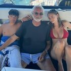 Flavio Briatore in vacanza con i due figli: Nathan e Leni Klum, le foto con gli amici