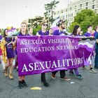 Asessualità, cosa significa e chi sono le persone che non vogliono fare sesso con un'altra persona