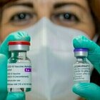 Variante Delta, mix vaccini (AstraZeneca-Pfizer) risponde meglio delle due dosi uguali: lo studio su Lancet
