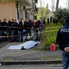 Napoli, agguato vicino a una scuola: uomo ucciso davanti al nipotino. Il parroco: «Ferocia assurda»