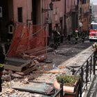 Roma, esplosione a Rocca di Papa: crolla facciata del Comune, feriti sindaco e 3 bimbi, uno grave