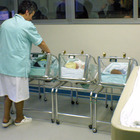 Palermo: neonata positiva abbandonata in ospedale, caccia alla mamma