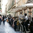 Lazio zona gialla: «Bar e ristoranti aperti sino alle 22»