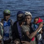 Migranti, assalto dei barchini da Tunisia e Algeria: le nuove rotte portano in Sardegna