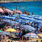 Affitto a 4.000 euro al mese e insulti ai turisti: «Lei è un morto di fame»: è fuga dal mare di Puglia
