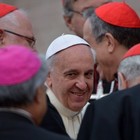 Svolta autoritaria del Papa, motu proprio per prolungare i capi dicasteri con più di 75 anni