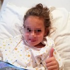Tumore al cervello, operata la piccola Ginevra: per lei si erano mobilitati vip e cantanti. Il papà su Fb: «Sei una guerriera»