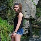 Celine morta a Bolzano, l'autopsia: «Uccisa dall'ex con nove coltellate, le due ferite fatali alla gola»