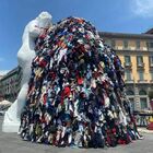 La Venere degli stracci torna in piazza a Napoli, il maestro: «Vorrei abbracciare chi l'ha distrutta». Ecco quando verrà trasferita