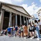 Pantheon, da oggi accesso con biglietto dal costo di 5 euro, gratis per i romani. Sangiuliano: «Mantengo gli impegni»